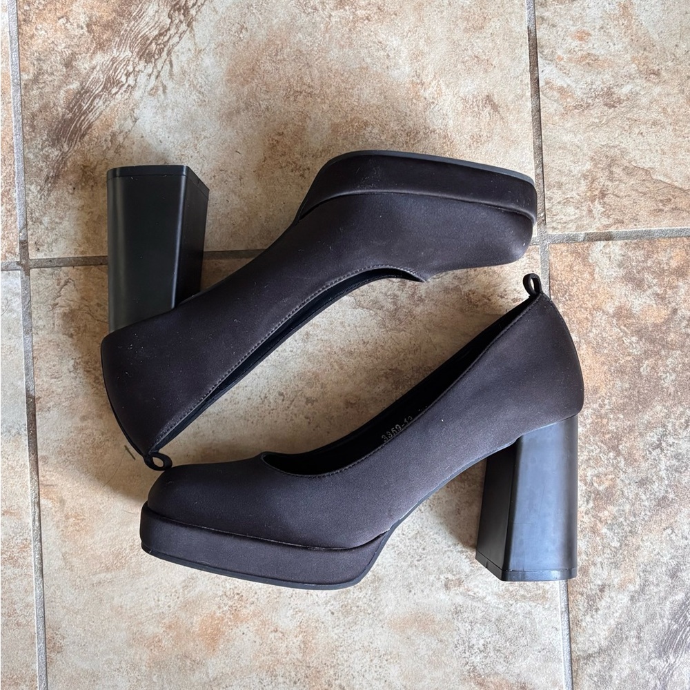 Elegant Black Platform Heels